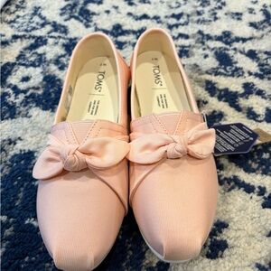 TOMS Pink Bow Women’s Alpargata Flats | Size 7 | New With Box